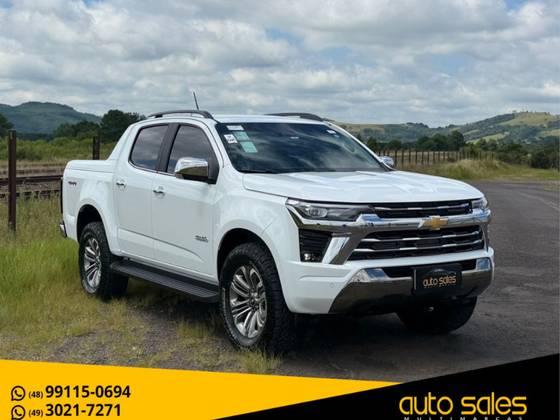 CHEVROLET S10 2.8 16V TURBO DIESEL HIGH COUNTRY CD 4X4 AUTOMÁTICO